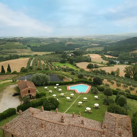 Fattorie Di Santo Pietro * 산지미냐노